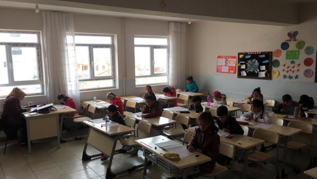 İlkokullar Arası Siyer Sınavı İl Finali ilçemizde Atatürk Ortaokulu´nda Yapıldı.